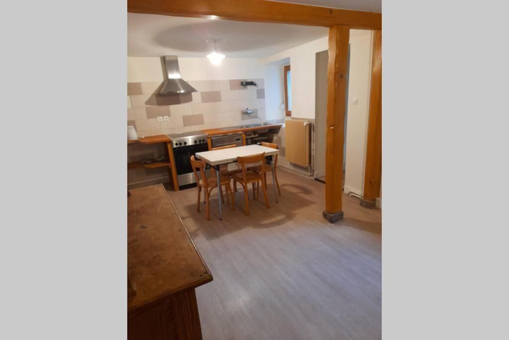 Charmant Petit Appartement Avec Bel Exterieur. Saint-Amarin Exterior foto